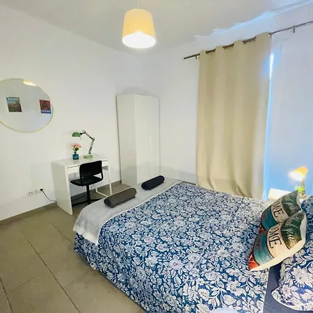 Centric Ghotic Hostal