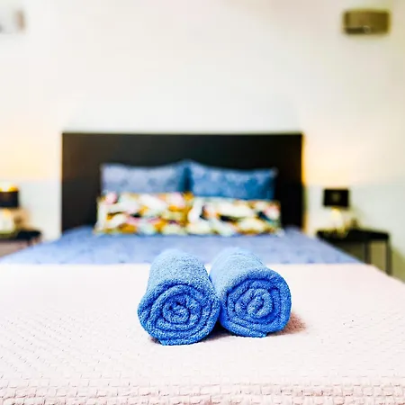 Centric Ghotic Hostal