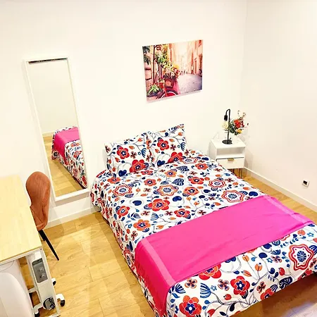 Centric Ghotic Hostal