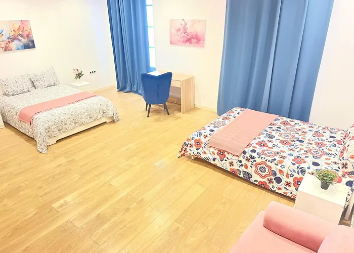 Centric Ghotic Hostel *