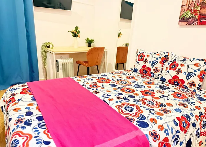 Hostel Centric Ghotic